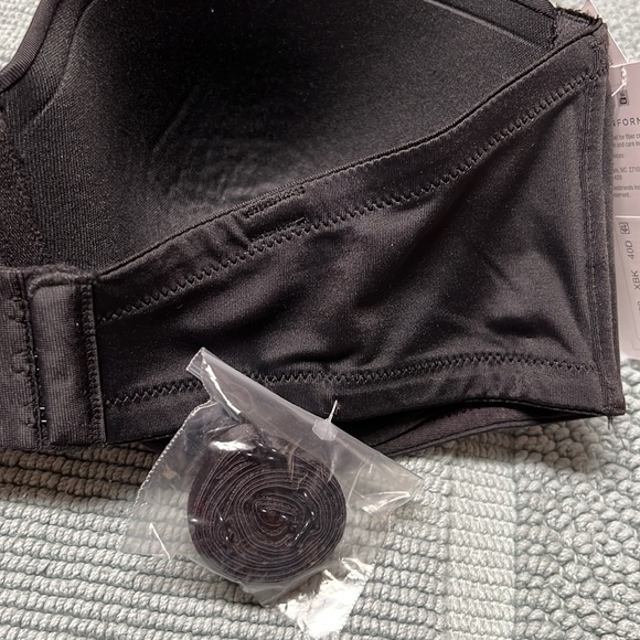 Maidenform® Self Expressions® Women's Stay Put Strapless Bra SN6990 NWT 40D. - Picture 5 of 6